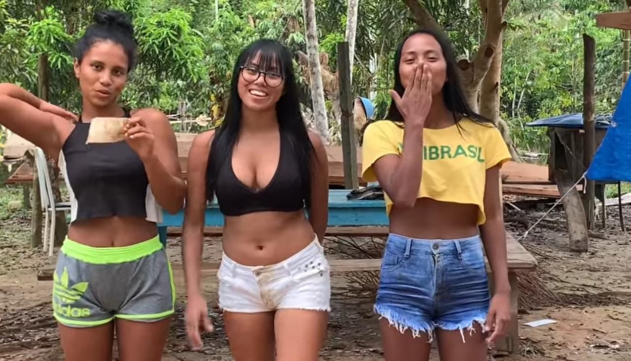 Fabíola e Fabiane as irmãs ribeirinhas da Amazônia que conquistaram a Web