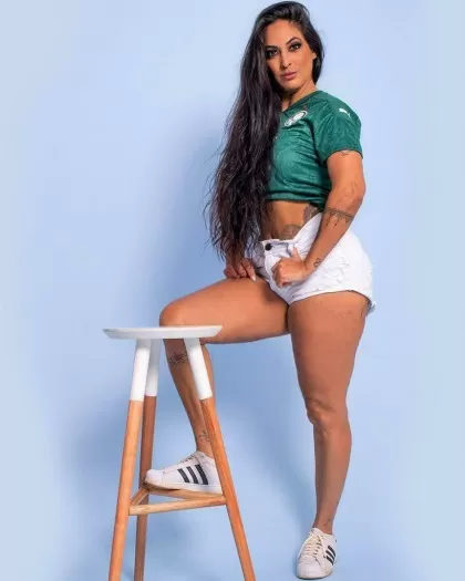 Ale Lopes arrasa como candidata à Musa do Palmeiras 3 Ale Lopes arrasa como candidata à Musa do Palmeiras