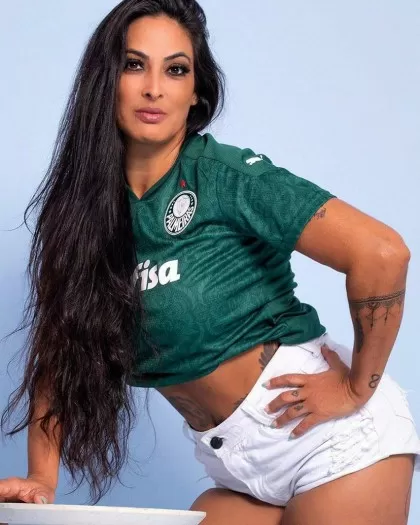 Ale Lopes arrasa como candidata à Musa do Palmeiras 5 Ale Lopes arrasa como candidata à Musa do Palmeiras
