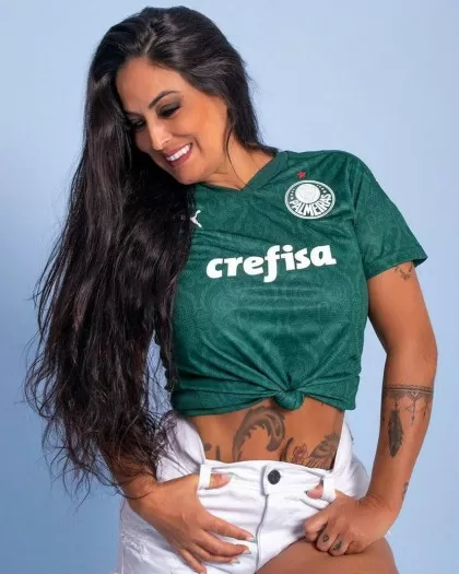 Ale Lopes arrasa como candidata à Musa do Palmeiras 6 Ale Lopes arrasa como candidata à Musa do Palmeiras