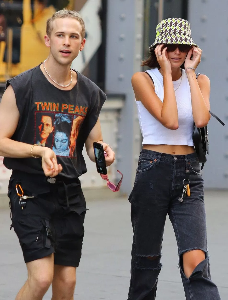 O ator Tommy Dorfman de "13 Reasons Why" agora é uma mulher 5 O ator Tommy Dorfman de "13 Reasons Why" agora é uma mulher
