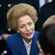 Gillian Anderson: A médica séria do FBI foi uma anarquista na adolescência e namorou mulher 4 Gillian Anderson: A médica séria do FBI foi uma anarquista na adolescência e namorou mulher
