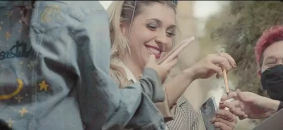 Conheça Lori, novo single é a maior declaração Pop da cantora 3 Conheça Lori, novo single é a maior declaração Pop da cantora