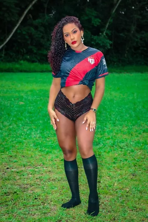 Josi liberato ganha o título de musa destaque do Atlético Goianiense 2021 no concurso Musa do Brasileirão