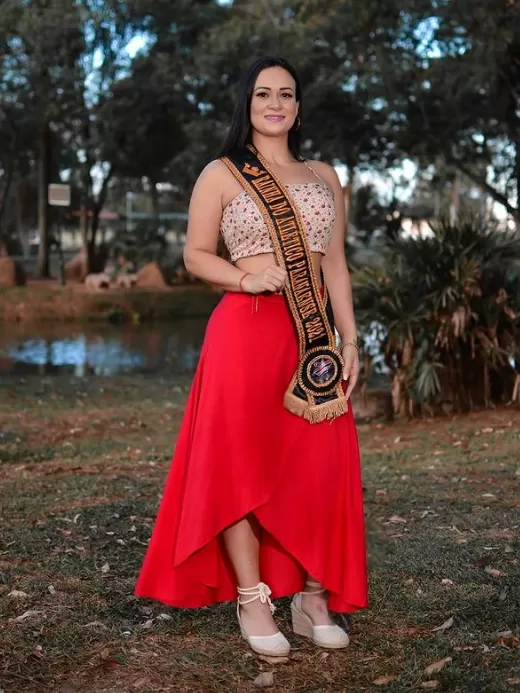 Modelo e influenciadora Patricia Fortunato ostenta título de Rainha do Athletico-PR 5 Modelo e influenciadora Patricia Fortunato ostenta título de Rainha do Athletico-PR