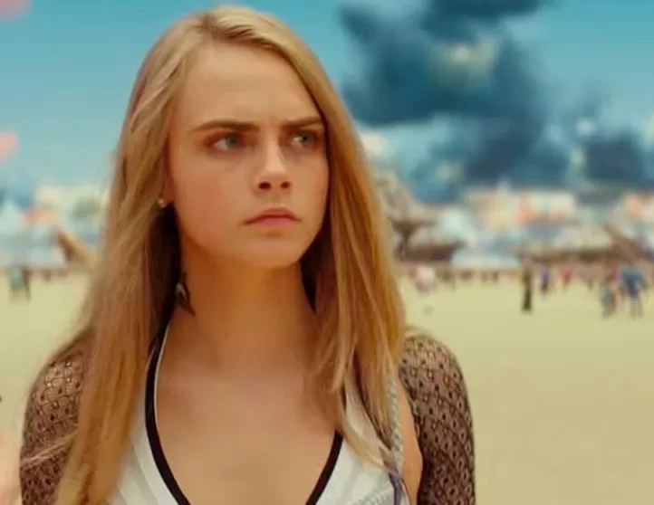 Cara Delevingne está se abrindo sobre sua infância, revelando que lutou para crescer, sentindo-se isolada “como uma cria 1 Cara Delevingne está se abrindo sobre sua infância, revelando que lutou para crescer, sentindo-se isolada “como uma cria