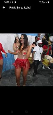 Modelo Flávia Medeiros vai desfilar em escola de samba no Rio de Janeiro 4 Modelo Flávia Medeiros vai desfilar em escola de samba no Rio de Janeiro