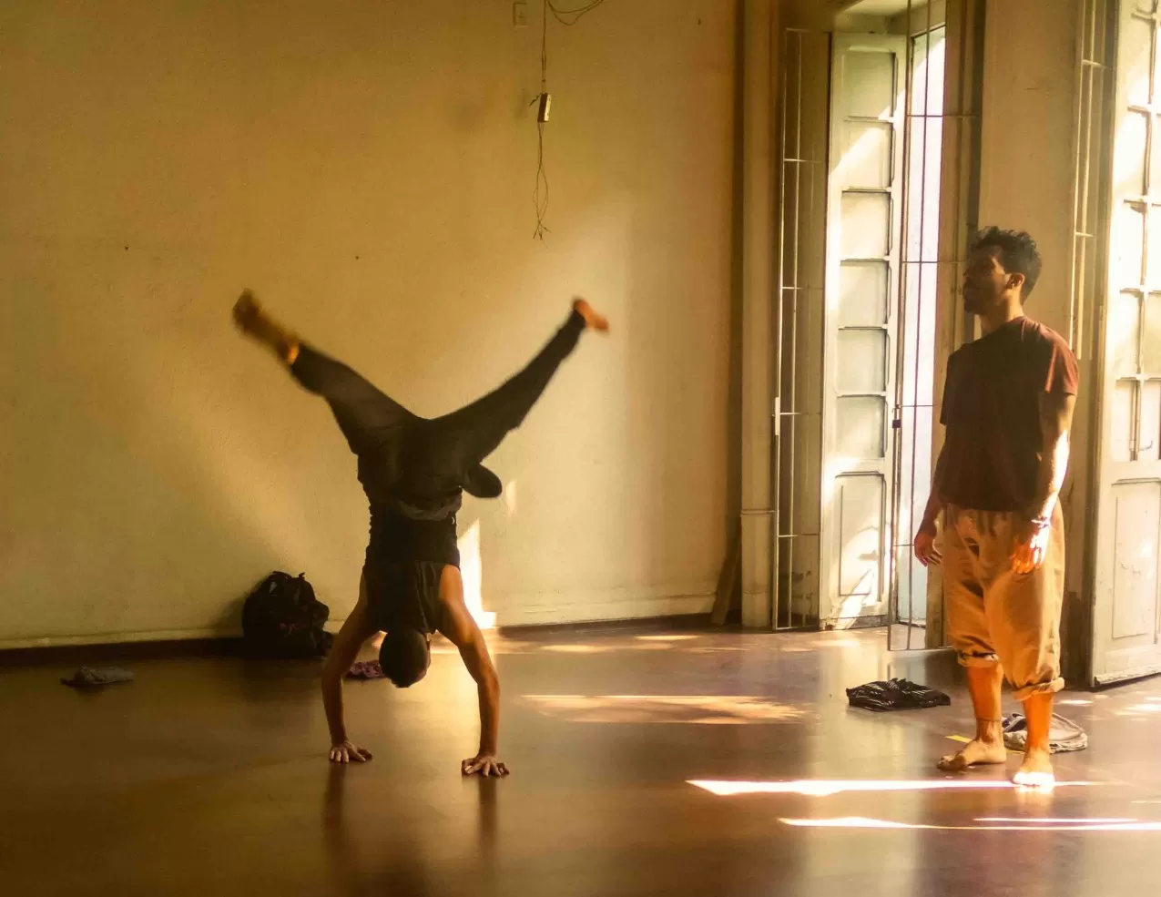 Programação de aniversário do Theatro Municipal recebe a estreia do espetáculo "Entre Horizontes Móveis" em apresentação 2 Programação de aniversário do Theatro Municipal recebe a estreia do espetáculo "Entre Horizontes Móveis" em apresentação