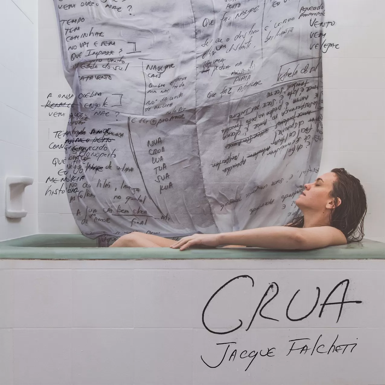 Jacque Falcheti faz música intimista e visceral no álbum “Crua”
