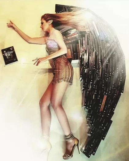 Sally Mazay assina contrato com o Grupo Editorial Coerência para lançar “A Saga de Kylah”