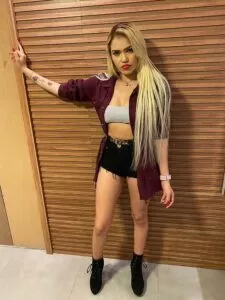 Modelo Natália Vasconcelos divulga novo visual e fica ainda mais loira 1 Modelo Natália Vasconcelos divulga novo visual e fica ainda mais loira